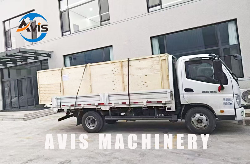 Craftsmanship Goes Global, Cleanliness Reaches The World | One 4-Meter And One 6-Meter Fully Automatic Bottle Washing Machines Depart For Port