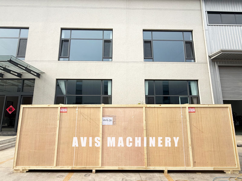 Six-Meter Crate Washer Loaded And Shipped To Peru